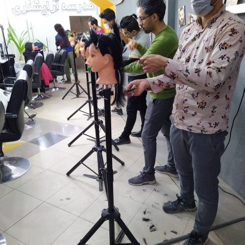 آموزش پیرایش مردانه در اصفهان